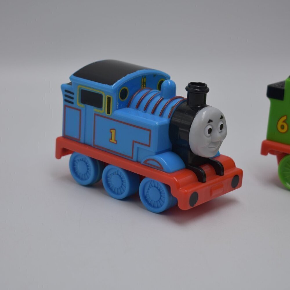 Thomas & Friends Pull-Back Trains Thomas and Percy 6 Plastic Engine 2009 - 2013 - Picture 5 of 8
